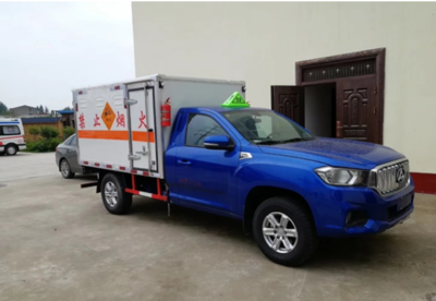 上汽大通皮卡爆破器材運(yùn)輸車 四驅(qū)危險(xiǎn)品防爆與電動(dòng)防爆雙重優(yōu)勢解析